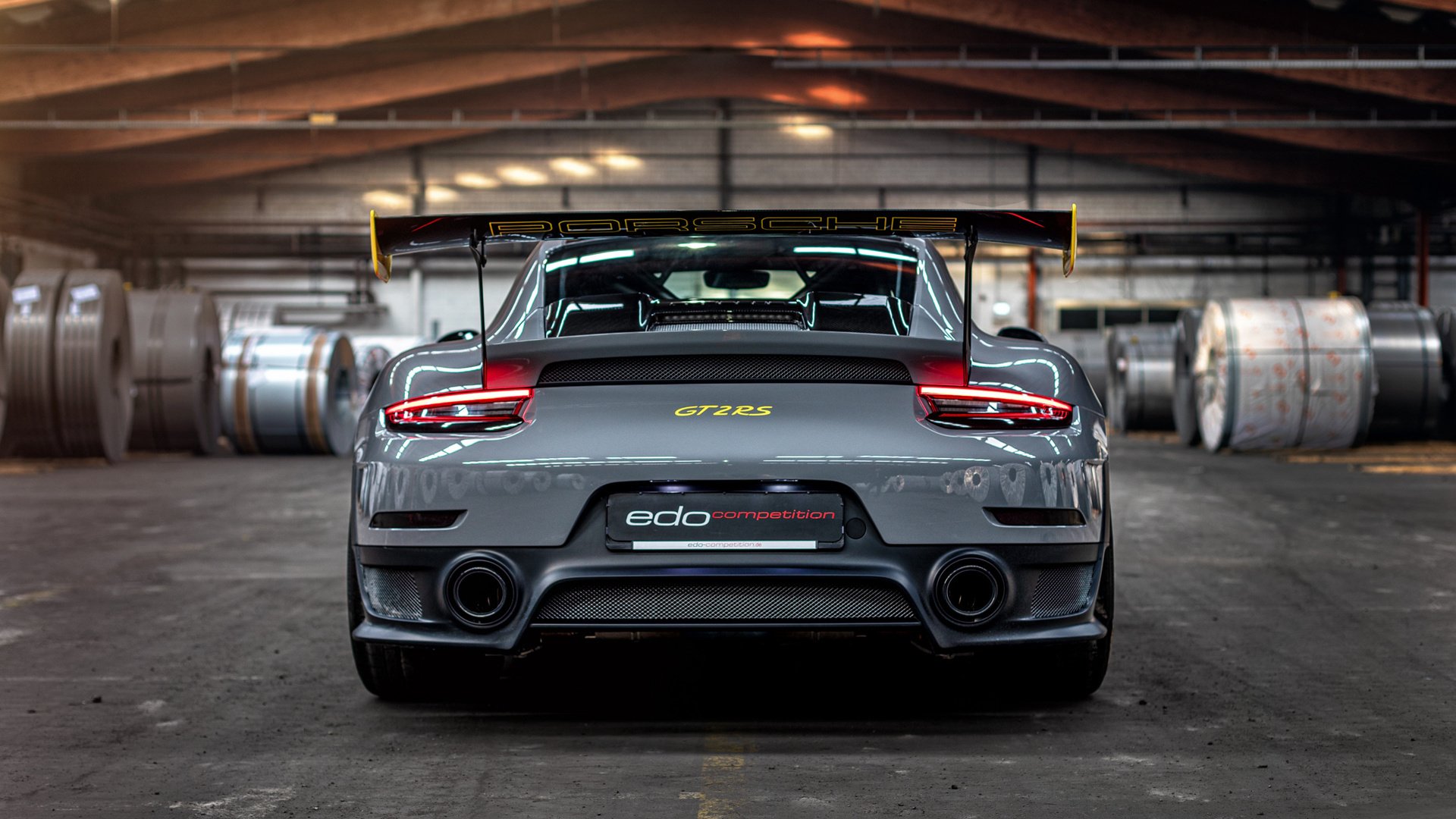 巴萨控球战术引领潮流，保持赛场主动权，巴萨控球打法